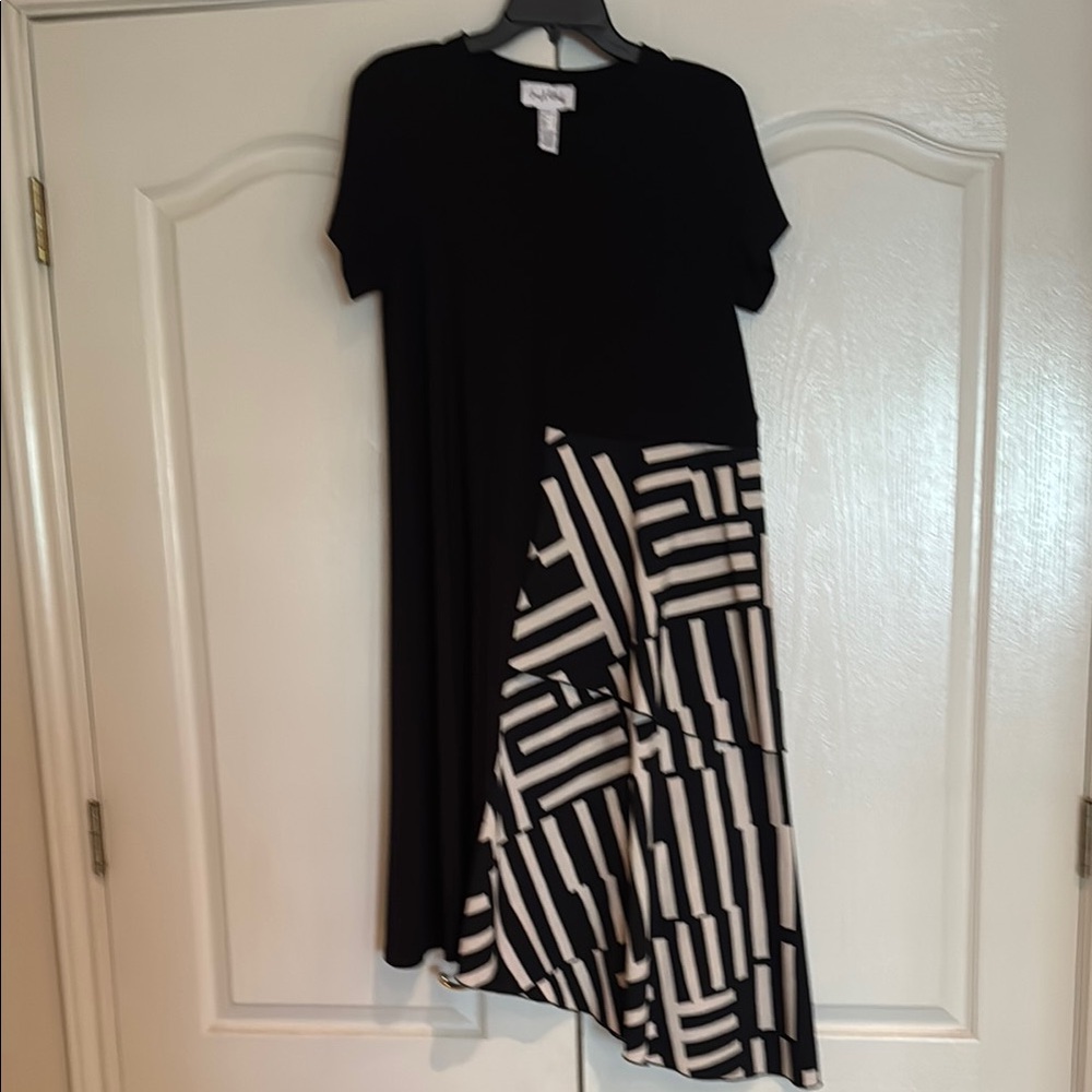 Joseph Ribkoff Asymmetrical Black and White Dress Crew Neck